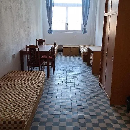 Dum Pro Hosty Hostel *